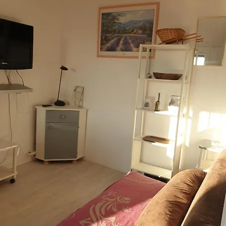 T2 Vue Avec Parking Prive