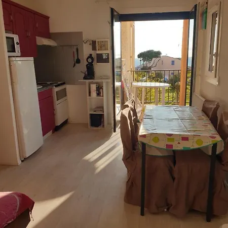 T2 Vue Avec Parking Prive Saint-Pierre-la-Mer (Aude)