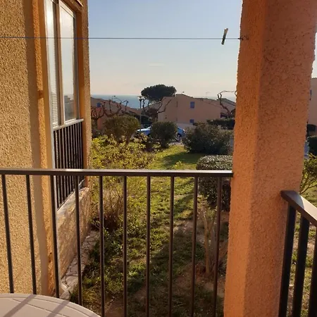 T2 Vue Avec Parking Prive