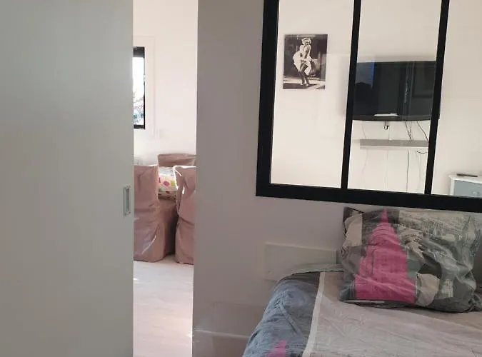 T2 Vue Avec Parking Prive * Saint-Pierre-la-Mer (Aude)